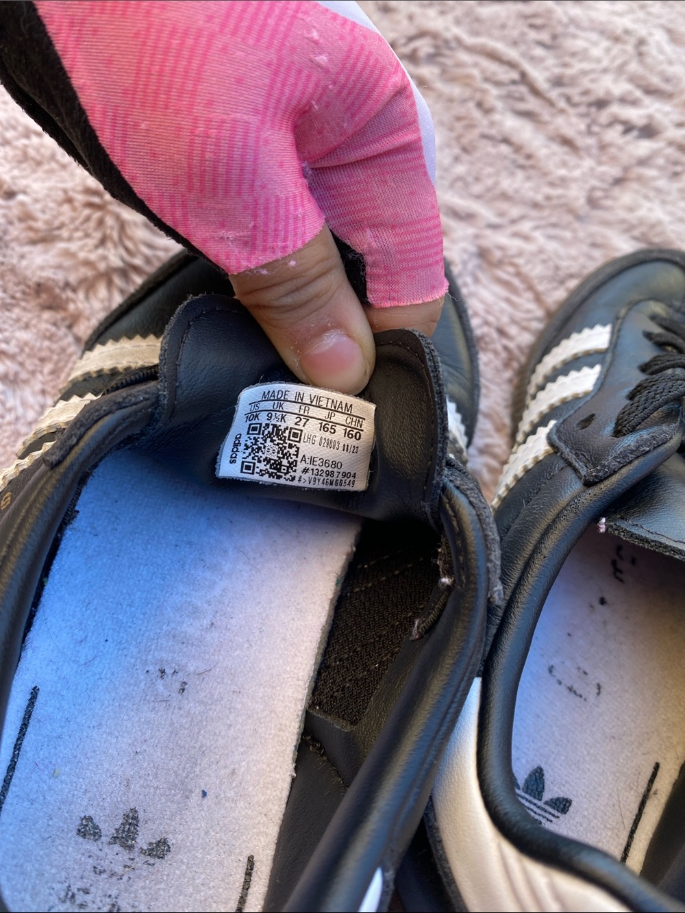 adidas Black samba Sneakers with White Stripes - Picture 4 of 5